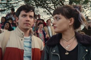 À esquerda, Asa Butterfield como Otis; à direita, Emma Mackey como Maeve (Imagem: Divulgação/Netflix)