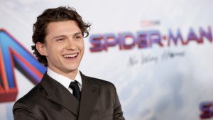 tom-holland-e-seus-papeis-de-destaque-que-vao-muito-alem-do-homem-aranha