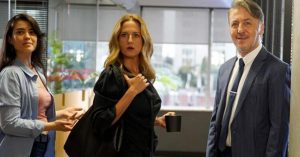 A Agência: 3 motivos para assistir e 2 para passar longe dessa série turca do HBO Max! (Imagem: Reprodução/ HBO Max)