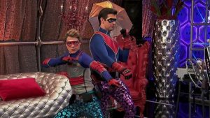 Kid Danger (Jace Norman) e Capitão Man (Cooper Barners) em Henry Danger (Reprodução / Nickelodeon)