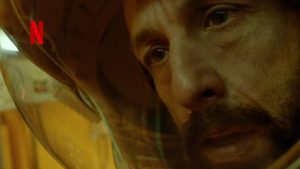 Tudo o que já sabemos sobre o filme O Astronauta de Adam Sandler para a Netflix