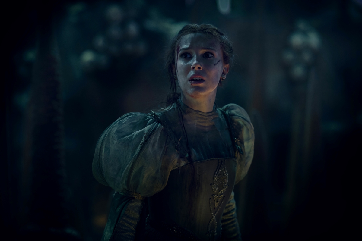 Millie Bobby Brown como princesa Elodie em cena de Donzela (Divulgação / Netflix)