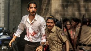 Dev Patel como Arjun em Atentado ao Hotel Taj Mahal (Reprodução)