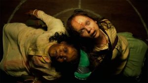 Cena de O Exorcista: O Devoto (Reprodução)