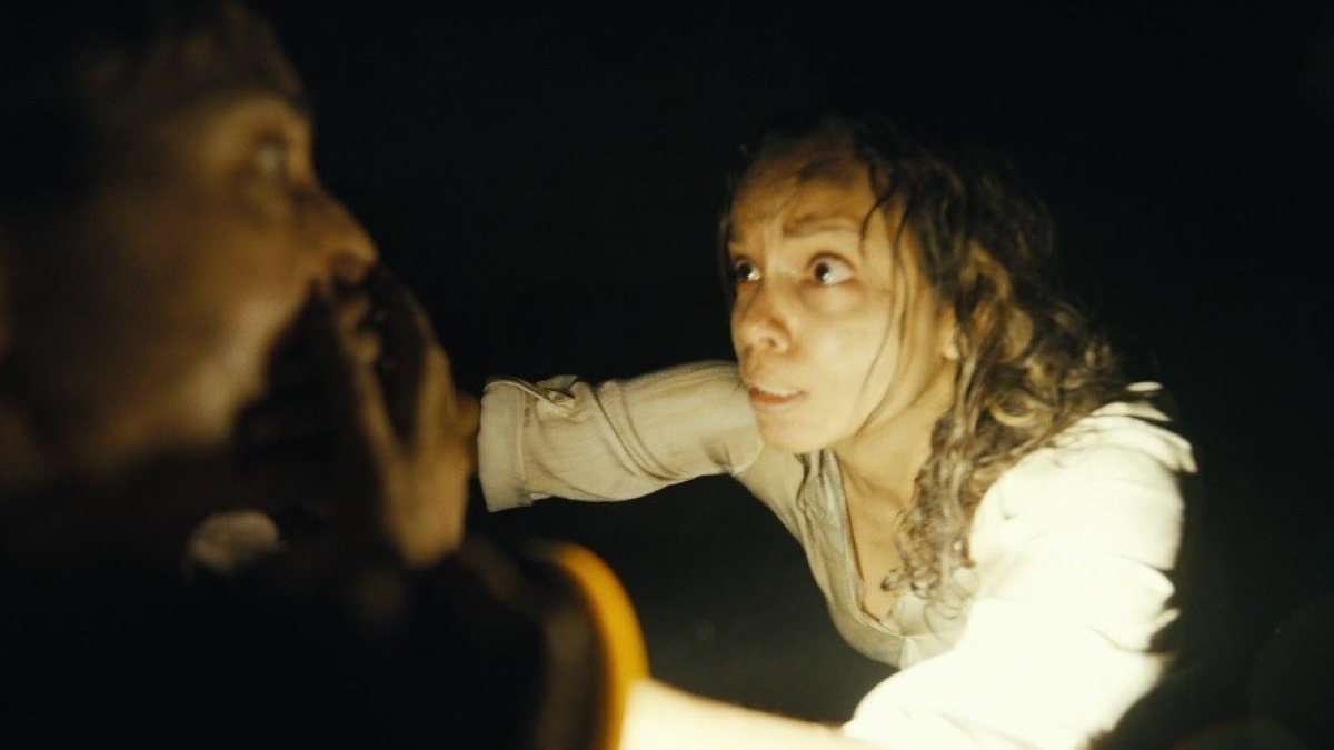 Justin Long e Georgina Campbell em Noites Brutais (Reprodução)