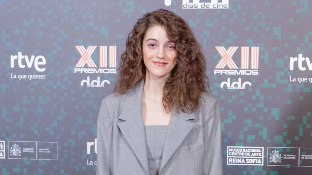Zoe Bonafonte elenco de A dama de companhia