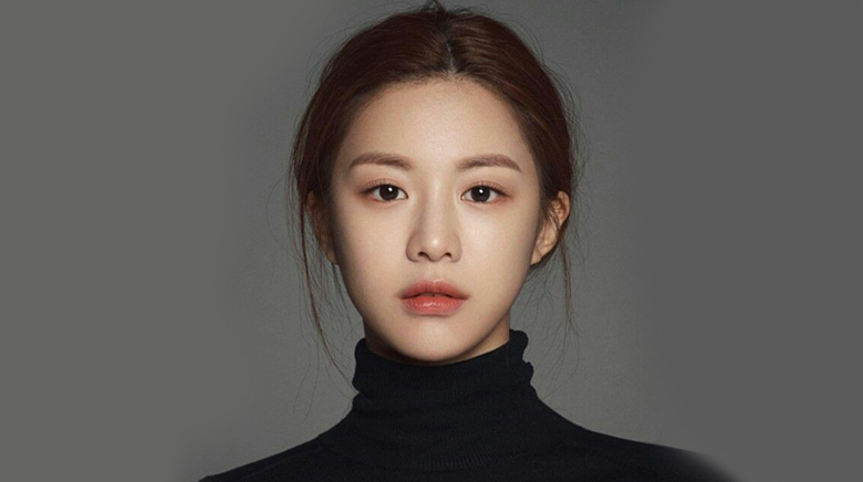 Go Youn-jung elenco de Resident Playbook